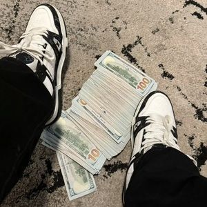 Meet your Posher, Kenny